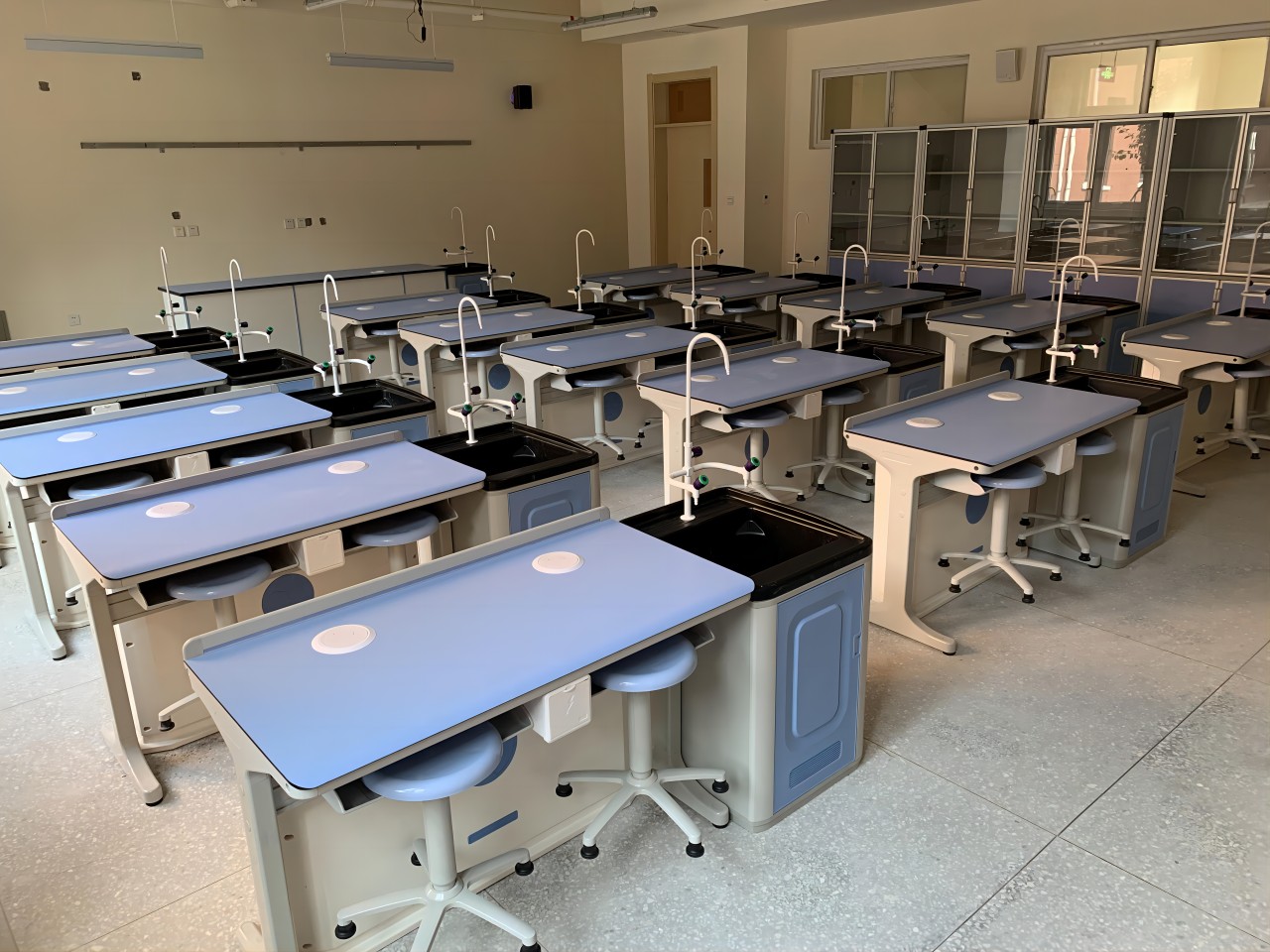 中小学实验室